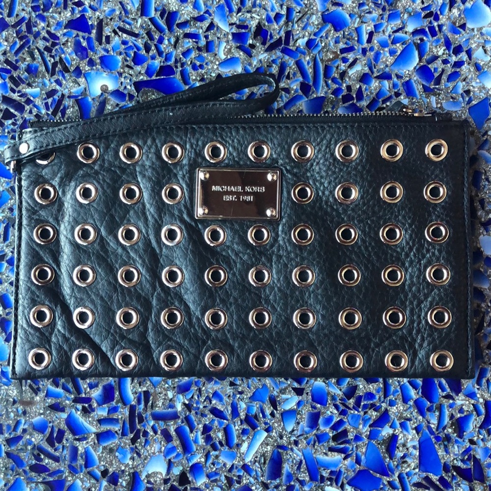 Michael Kors wristlet/clutch